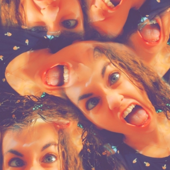 Meet your Posher, Jessica - Picture 5 of 7